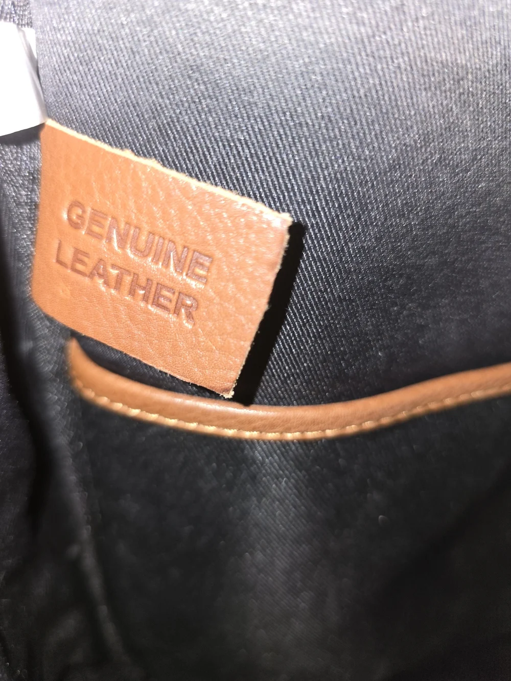 Genicci tan backpack